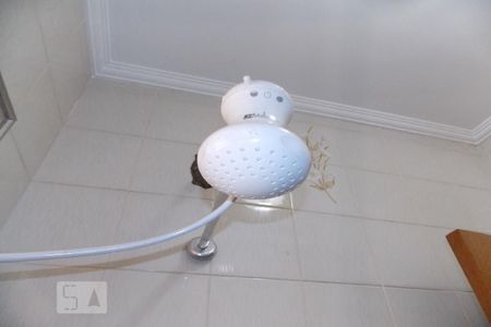 Casa à venda com 191m², 4 quartos e 3 vagasChuveiro