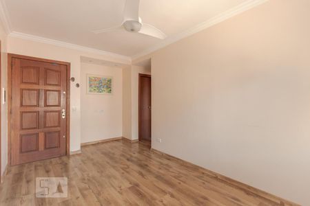 Sala de apartamento para alugar com 2 quartos, 55m² em Vila Jardim, Porto Alegre