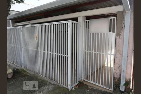Casa de condomínio para alugar com 45m², 1 quarto e sem vagaFachada