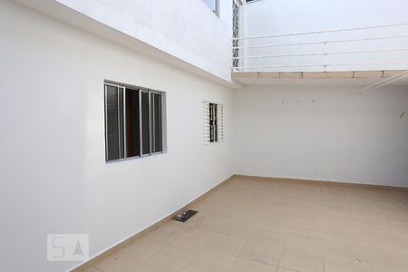 Casa de condomínio para alugar com 45m², 1 quarto e sem vagaÁrea de Serviço