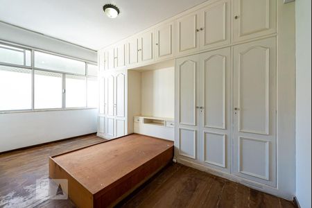 Apartamento à venda com 135m², 4 quartos e 1 vagaSuíte