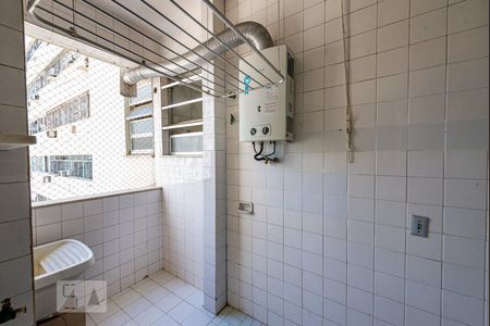 Apartamento à venda com 135m², 4 quartos e 1 vagaÁrea de Serviço