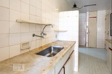 Apartamento à venda com 135m², 4 quartos e 1 vagaCozinha