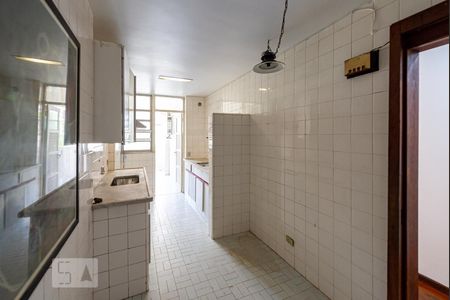 Apartamento à venda com 135m², 4 quartos e 1 vagaCozinha