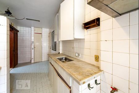 Apartamento à venda com 135m², 4 quartos e 1 vagaCozinha
