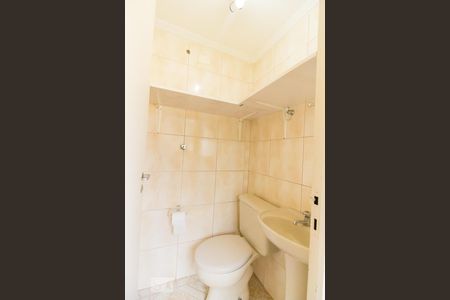 Apartamento para alugar com 62m², 2 quartos e 2 vagasBanheiro de Serviço