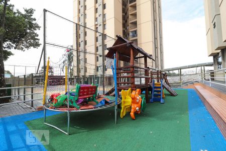 Apartamento para alugar com 61m², 2 quartos e 1 vaga Apartamento para alugar com 61m², 2 quartos e 1 vagaPlayground