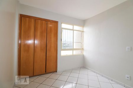 Apartamento para alugar com 61m², 2 quartos e 1 vaga Apartamento para alugar com 61m², 2 quartos e 1 vagaQuarto 2