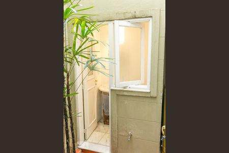 Casa à venda com 152m², 3 quartos e sem vaga Casa à venda com 152m², 3 quartos e sem vagaBanheiro