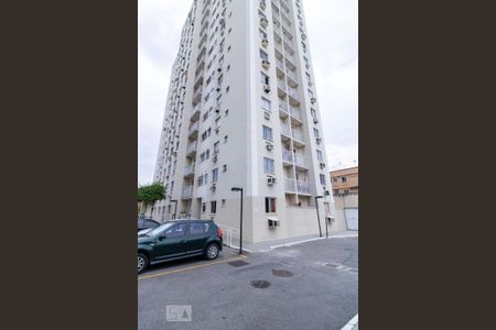 Apartamento à venda com 50m², 2 quartos e 1 vaga Apartamento à venda com 50m², 2 quartos e 1 vagaFachada do bloco
