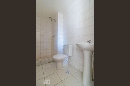 Apartamento à venda com 50m², 2 quartos e 1 vaga Apartamento à venda com 50m², 2 quartos e 1 vagaBanheiro da Suíte