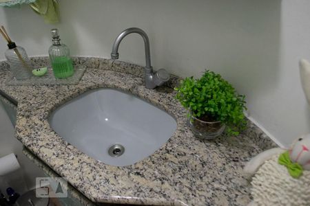 LAVABO de casa à venda com 3 quartos, 220m² em Jardim São Paulo, São Paulo