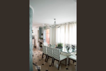 SALA de casa à venda com 3 quartos, 220m² em Jardim São Paulo, São Paulo