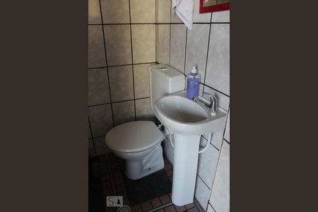 Casa à venda com 280m², 2 quartos e 2 vagasÁrea externa