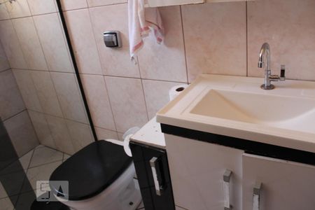 Casa à venda com 280m², 2 quartos e 2 vagasBanheiro