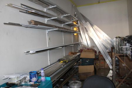 Casa à venda com 280m², 2 quartos e 2 vagasÁrea externa