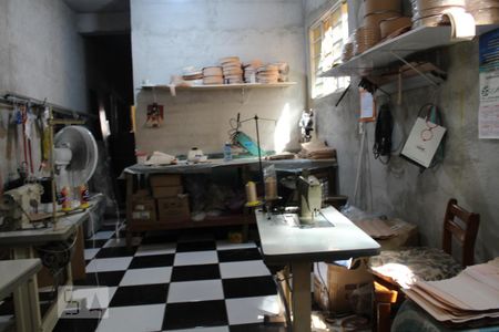 Casa à venda com 280m², 2 quartos e 2 vagasÁrea externa