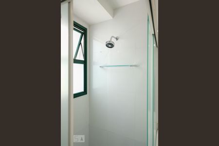 Casa à venda com 250m², 4 quartos e 4 vagasBanheiro Suíte