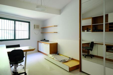 Casa à venda com 250m², 4 quartos e 4 vagasQuarto 3