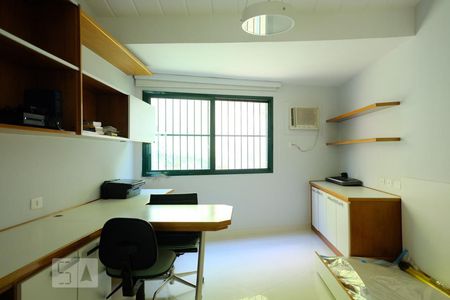 Casa à venda com 250m², 4 quartos e 4 vagasQuarto 3