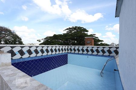 Casa à venda com 320m², 4 quartos e 3 vagasPiscina