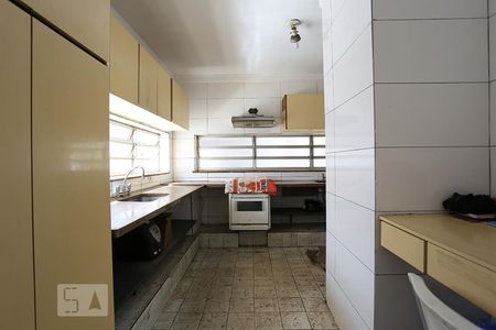 Casa à venda com 320m², 4 quartos e 3 vagasCozinha
