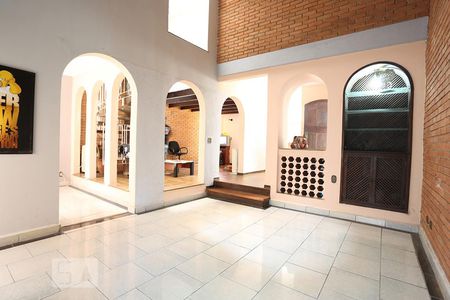 Sala de casa à venda com 4 quartos, 320m² em Cidade São Francisco, São Paulo