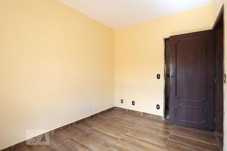 Casa à venda com 320m², 4 quartos e 3 vagasSuíte 2