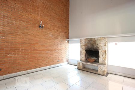 Sala de casa à venda com 4 quartos, 320m² em Cidade São Francisco, São Paulo