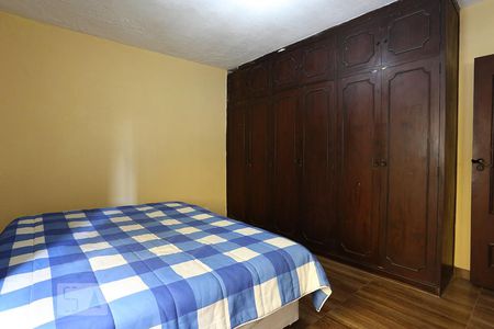 Casa à venda com 320m², 4 quartos e 3 vagasSuíte 1