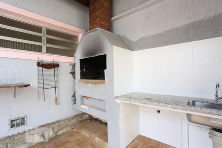 Casa à venda com 320m², 4 quartos e 3 vagasChurrasqueira