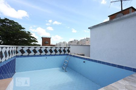 Casa à venda com 320m², 4 quartos e 3 vagasPiscina