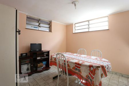 Casa à venda com 320m², 4 quartos e 3 vagasCozinha