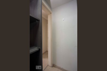 Apartamento à venda com 105m², 2 quartos e 1 vagaBanheiro da Suíte que esta como closet