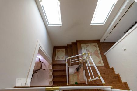 Casa à venda com 125m², 3 quartos e 2 vagasEscada