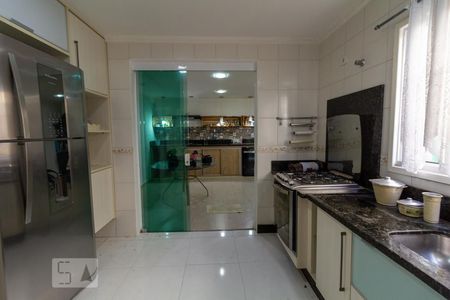 Casa à venda com 125m², 3 quartos e 2 vagasCozinha