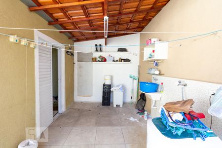 Casa à venda com 125m², 3 quartos e 2 vagasÁrea de Serviço