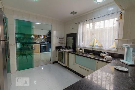 Casa à venda com 125m², 3 quartos e 2 vagasCozinha