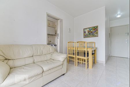 Sala de apartamento para alugar com 1 quarto, 40m² em Liberdade, São Paulo
