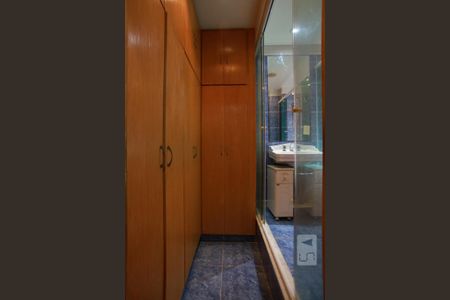 Apartamento à venda com 83m², 2 quartos e sem vagaQuarto Suíte Closet