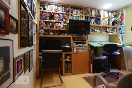 Apartamento à venda com 83m², 2 quartos e sem vagaQuarto Suíte 2