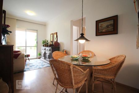 Apartamento à venda com 67m², 3 quartos e 2 vagasSala