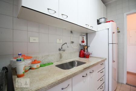 Apartamento à venda com 67m², 3 quartos e 2 vagasCozinha 