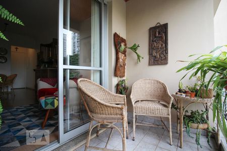 Apartamento à venda com 67m², 3 quartos e 2 vagasVaranda da Sala