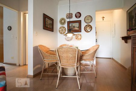 Apartamento à venda com 67m², 3 quartos e 2 vagasSala