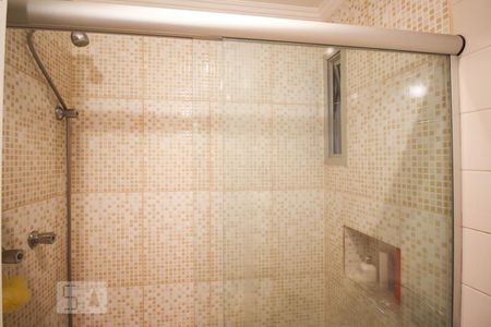 Apartamento à venda com 67m², 3 quartos e 2 vagasBanheiro 