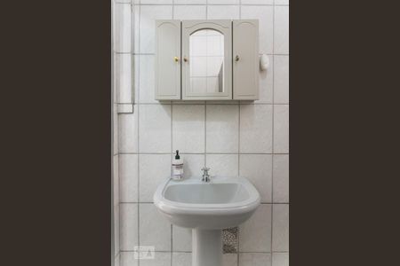 Apartamento à venda com 76m², 2 quartos e sem vagaBanheiro - Pia 