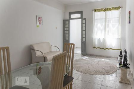 Apartamento à venda com 76m², 2 quartos e sem vagaSala 