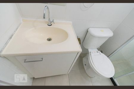 Apartamento para alugar com 45m², 2 quartos e 1 vaga Apartamento para alugar com 45m², 2 quartos e 1 vagaBanheiro
