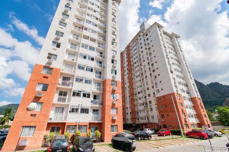 Apartamento para alugar com 45m², 2 quartos e 1 vaga Apartamento para alugar com 45m², 2 quartos e 1 vagaFachada